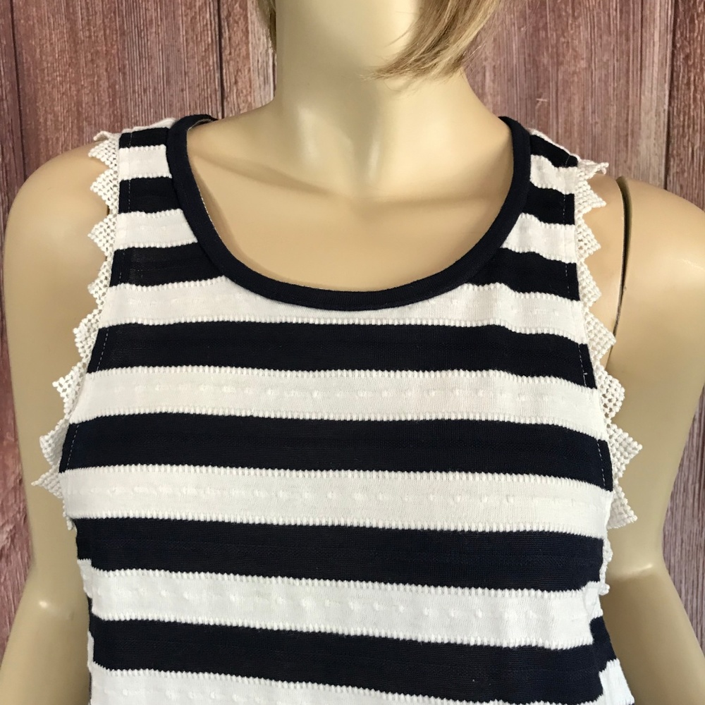 Hem & Thread Stripe Top Open Sides Small - image 4